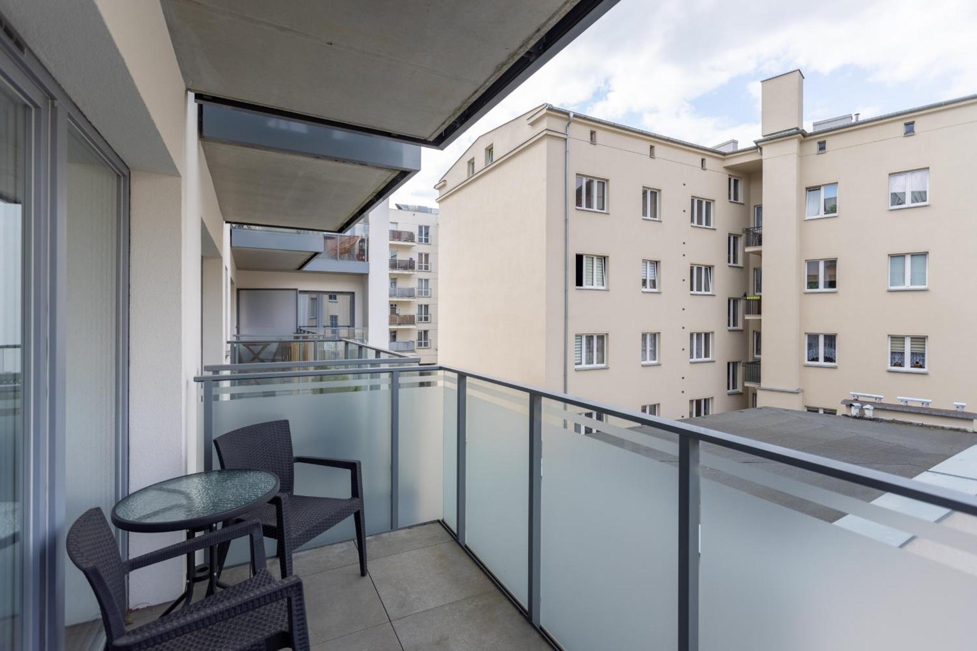 Nowoczesne I Eleganckie Apartamenty Very Berry W Poznaniu By Noclegi Renters Kültér fotó